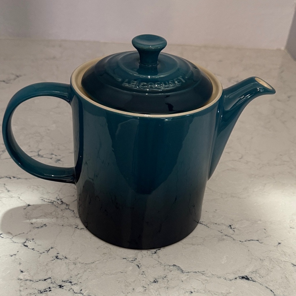 Le Creuset Deep Blue Stoneware Teapot